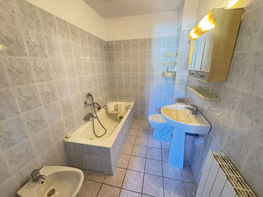 Maison à AUPS