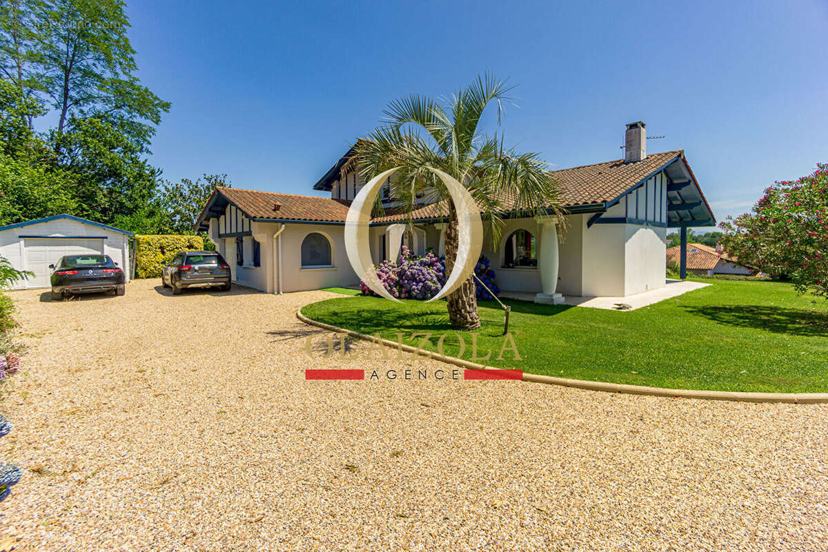 Maison à ARBONNE