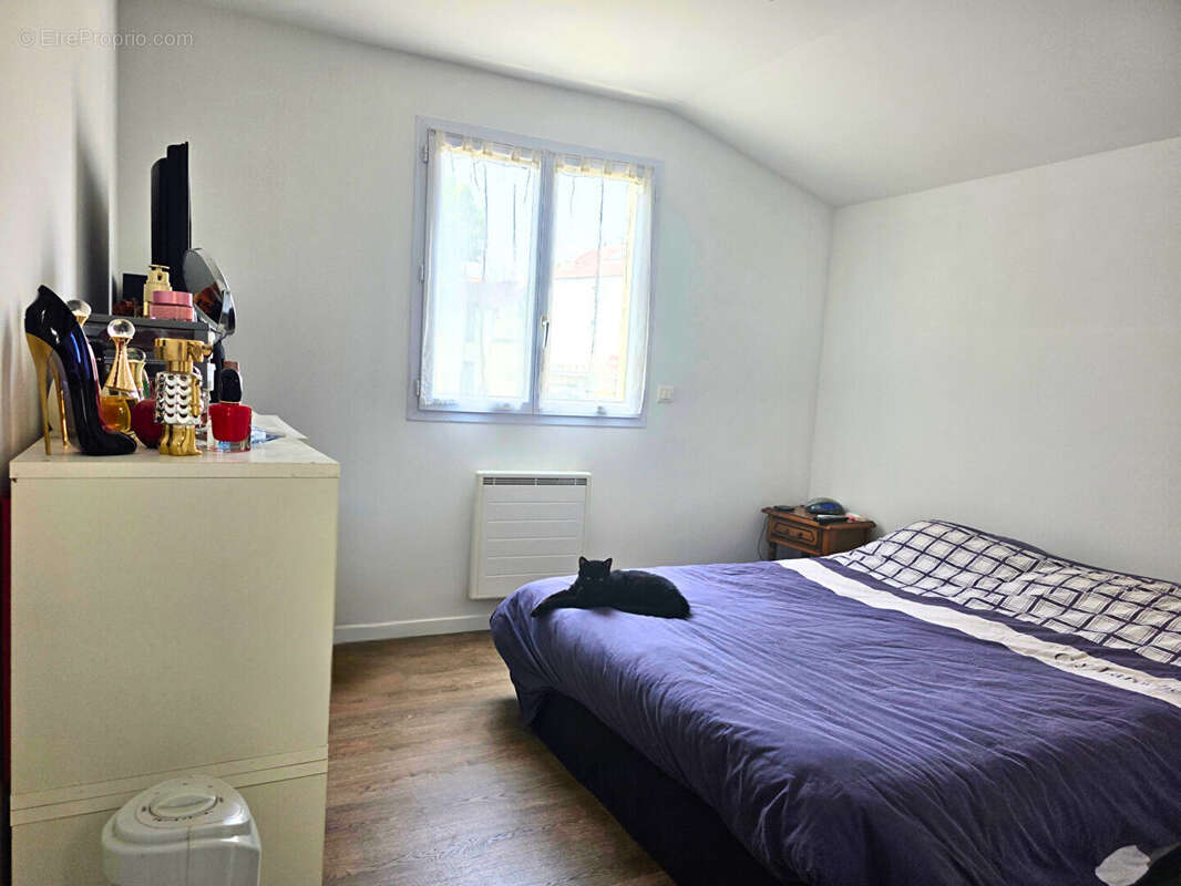 Maison à LE PERREUX-SUR-MARNE