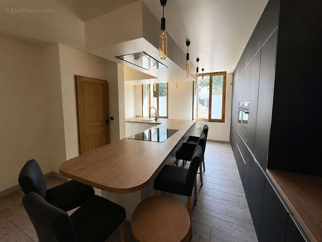 Maison Saint Brice Sous Foret 6 pièce(s) 190 m2 - photo 3