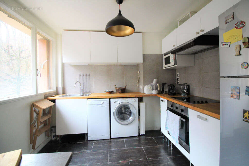 Appartement à LA CELLE-SAINT-CLOUD