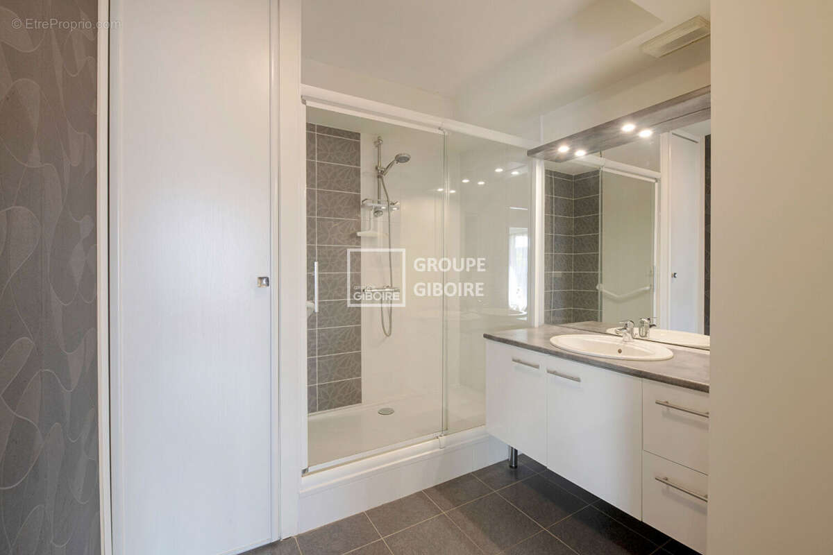 A vendre - exclusivite agence giboire - type 3 de 67.73m² avec garage ferme en sous-sol - chantepie - photo 4