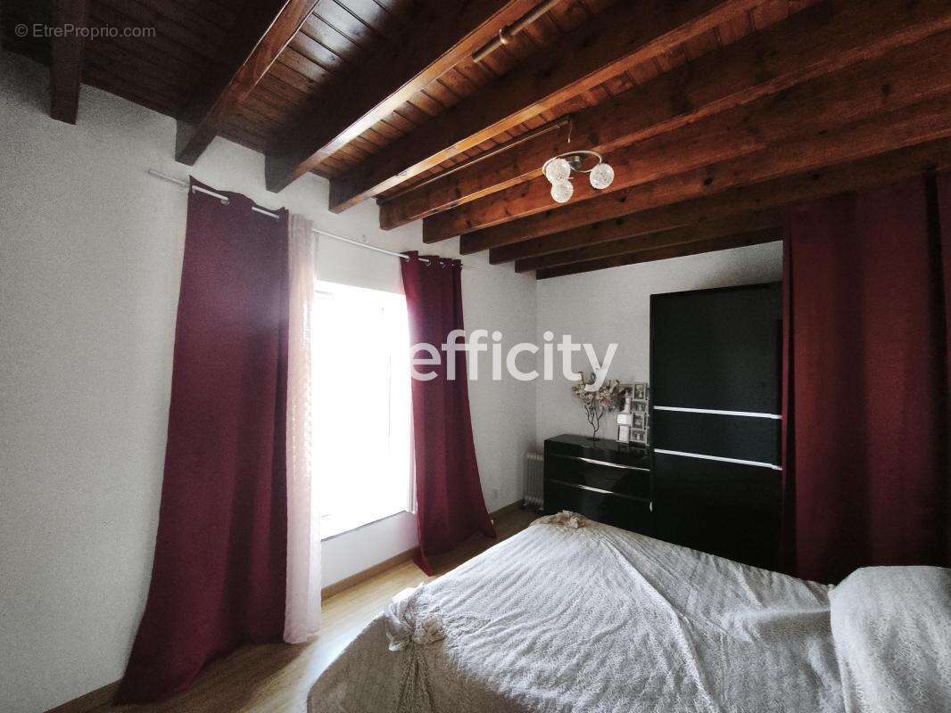 Maison 186 m² à Collinee  - photo 18