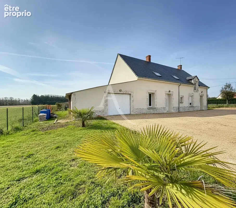 Photo Maison à Contres au prix de 269 900€