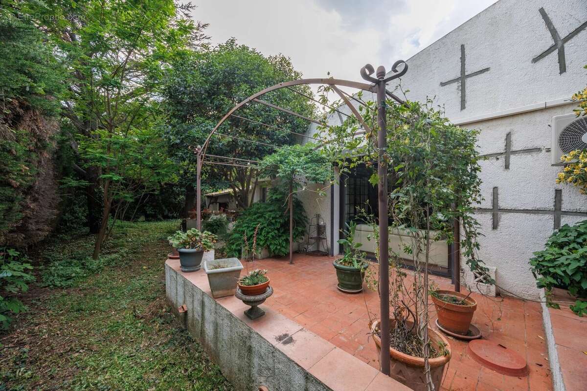 Maison à MARSEILLE-8E