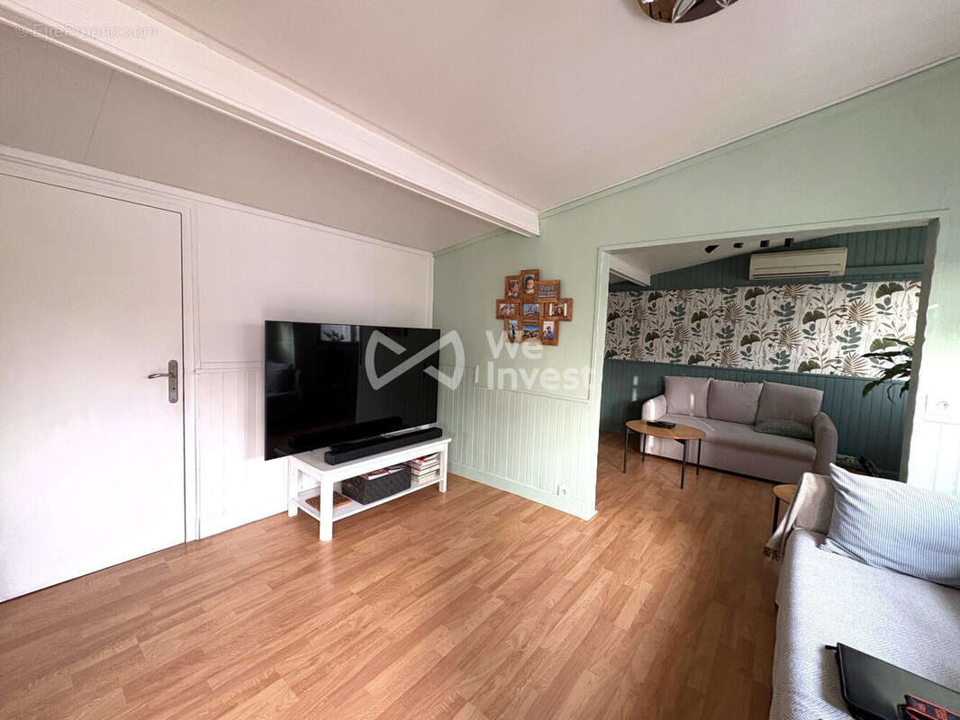 Maison 114 m² à Fontenay-Tresigny  - photo 8
