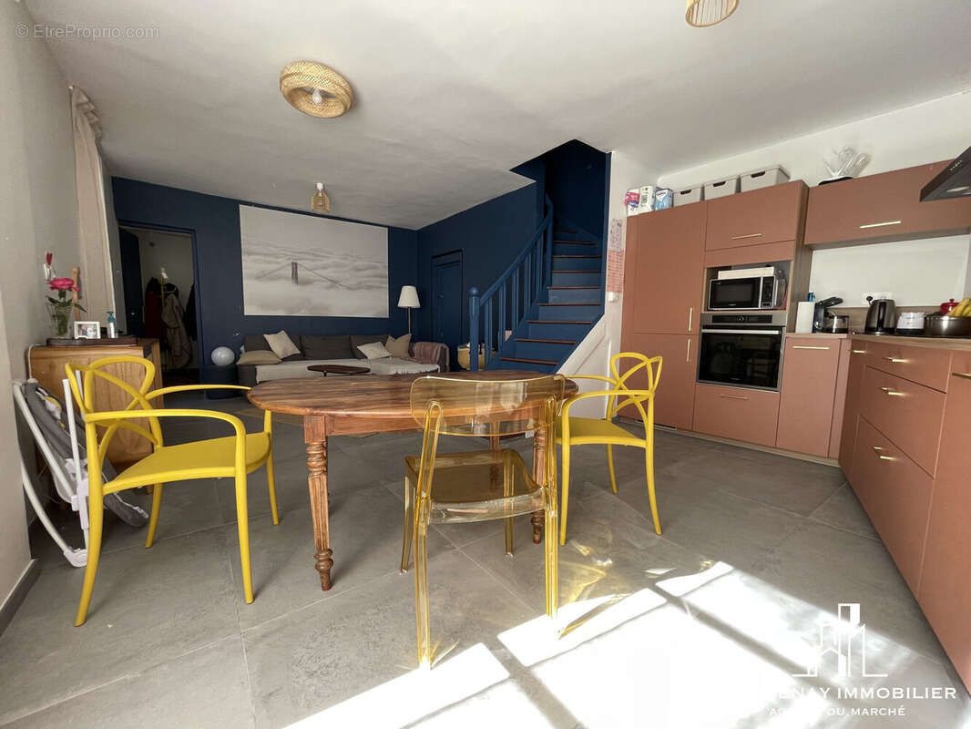 Maison à FONTENAY-LE-COMTE