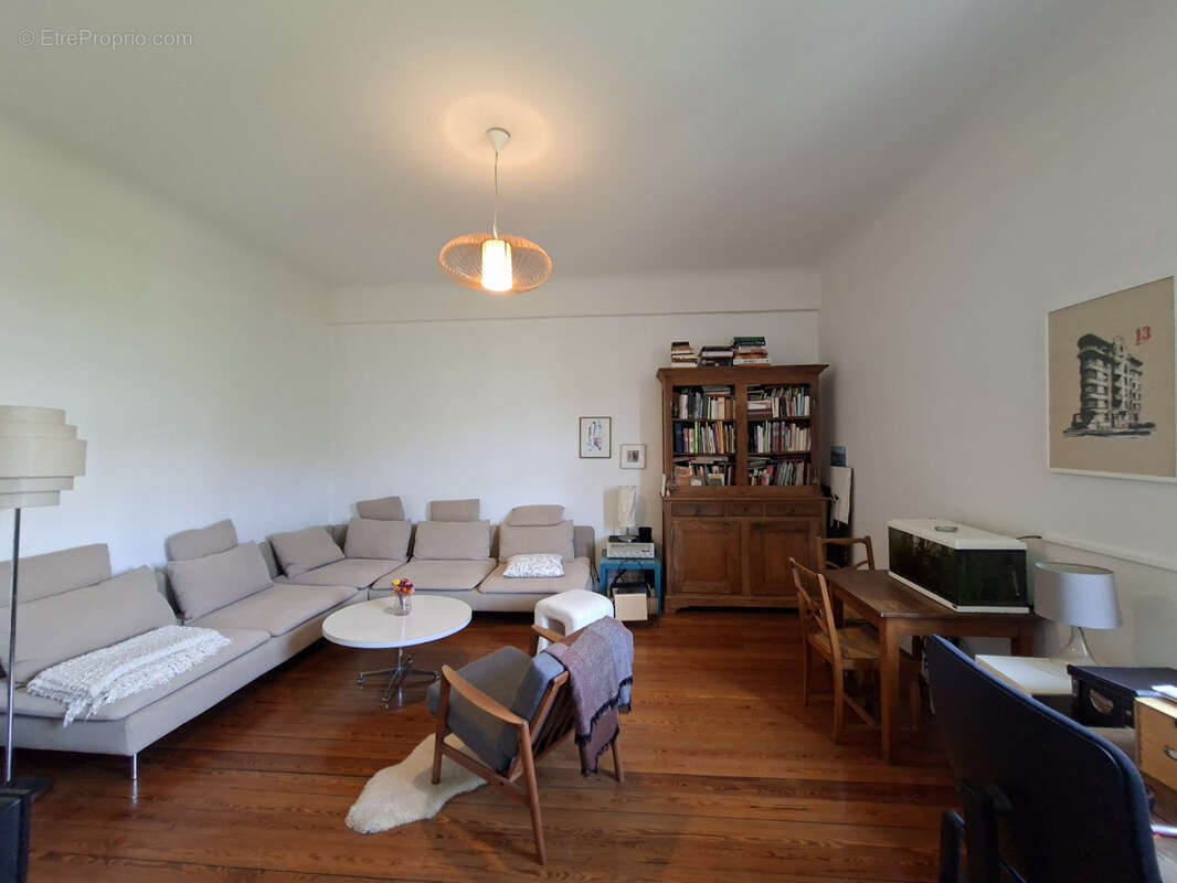 Metz, quartier Gare, appartement de charme - photo 4