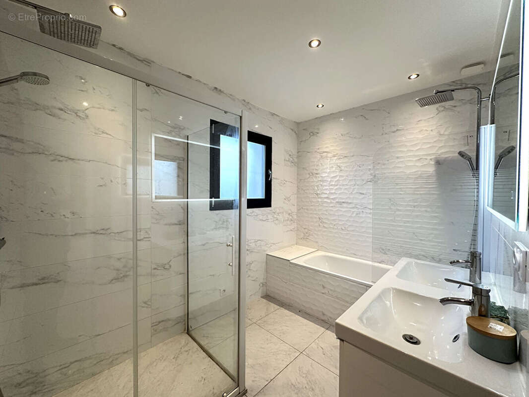 Maison à VENISSIEUX