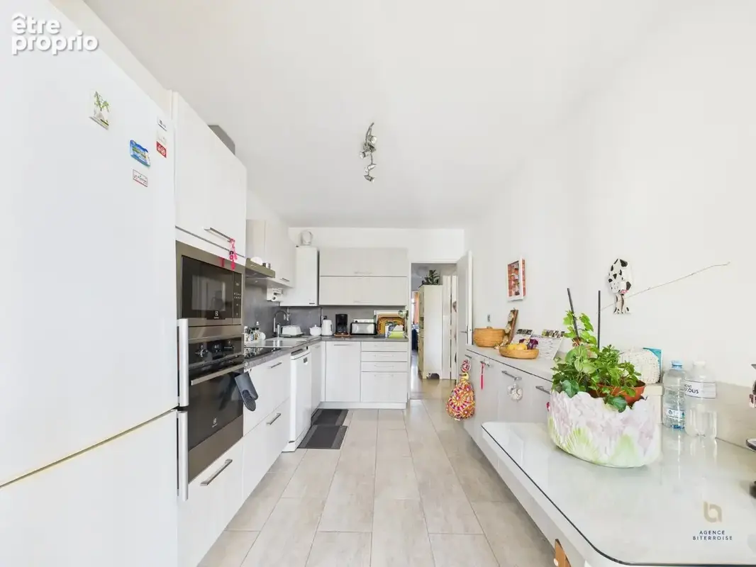 Appartement T4 de 105 m² avec vues dégagées & double stationnement - photo 3