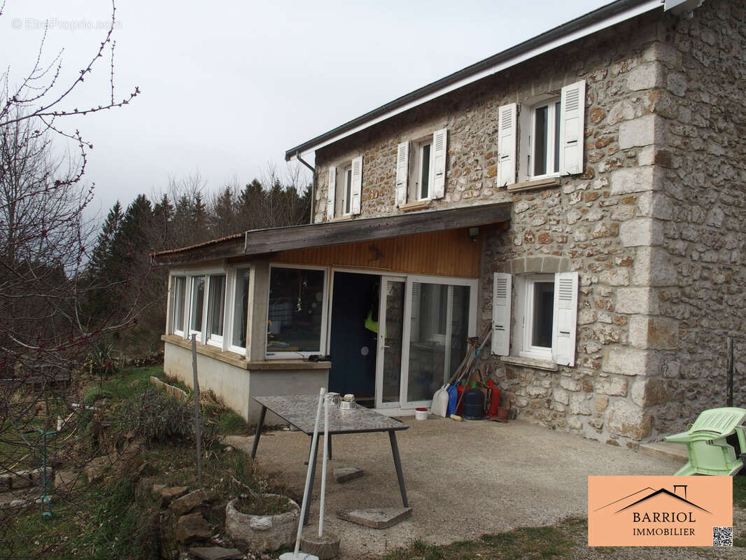 Maison à SAINT-AGREVE