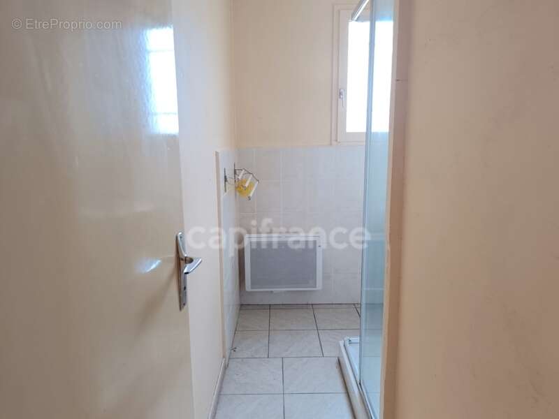 Maison à VILLENEUVE-SUR-YONNE