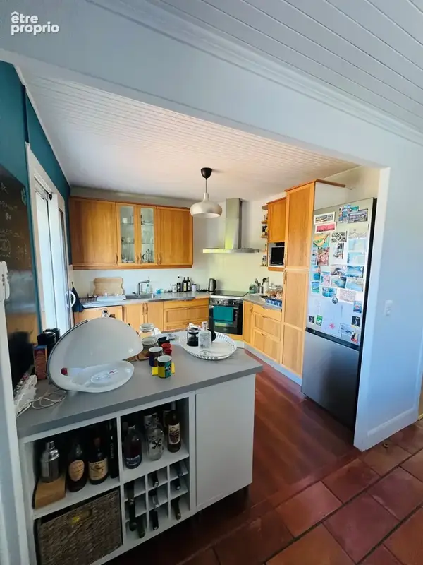 Maison familiale de plain-pied avec jardin, véranda et prestations récentes - photo 12