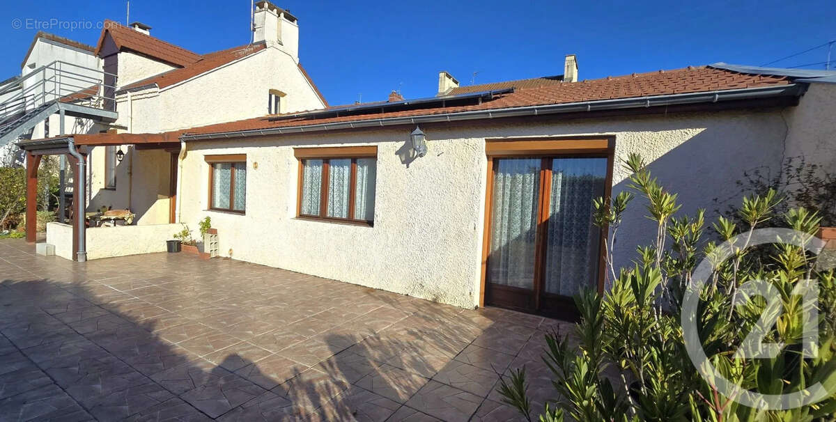 Maison à LE CREUSOT