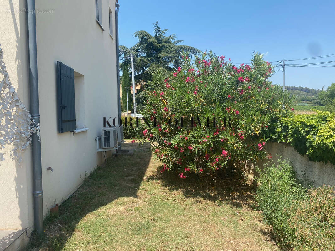 Jolie villa recente t4 avec garage et piscine dans quartier recherche - photo 16