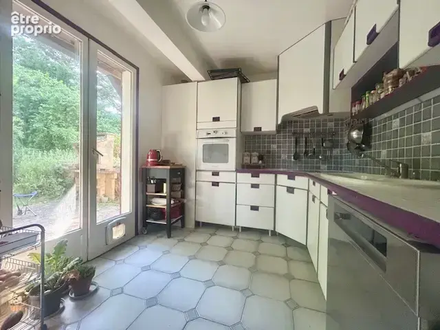 MARCOUSSIS - MAISON FAMILIALE de 6 Pièces - 130 M2 Habitables - Jardin verdoyant 660 M2 - Proche écoles - photo 5