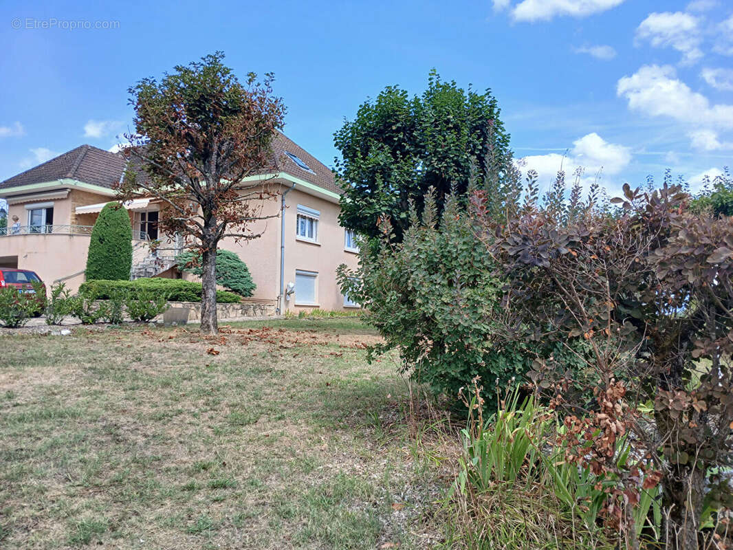 Maison à BELLEVILLE