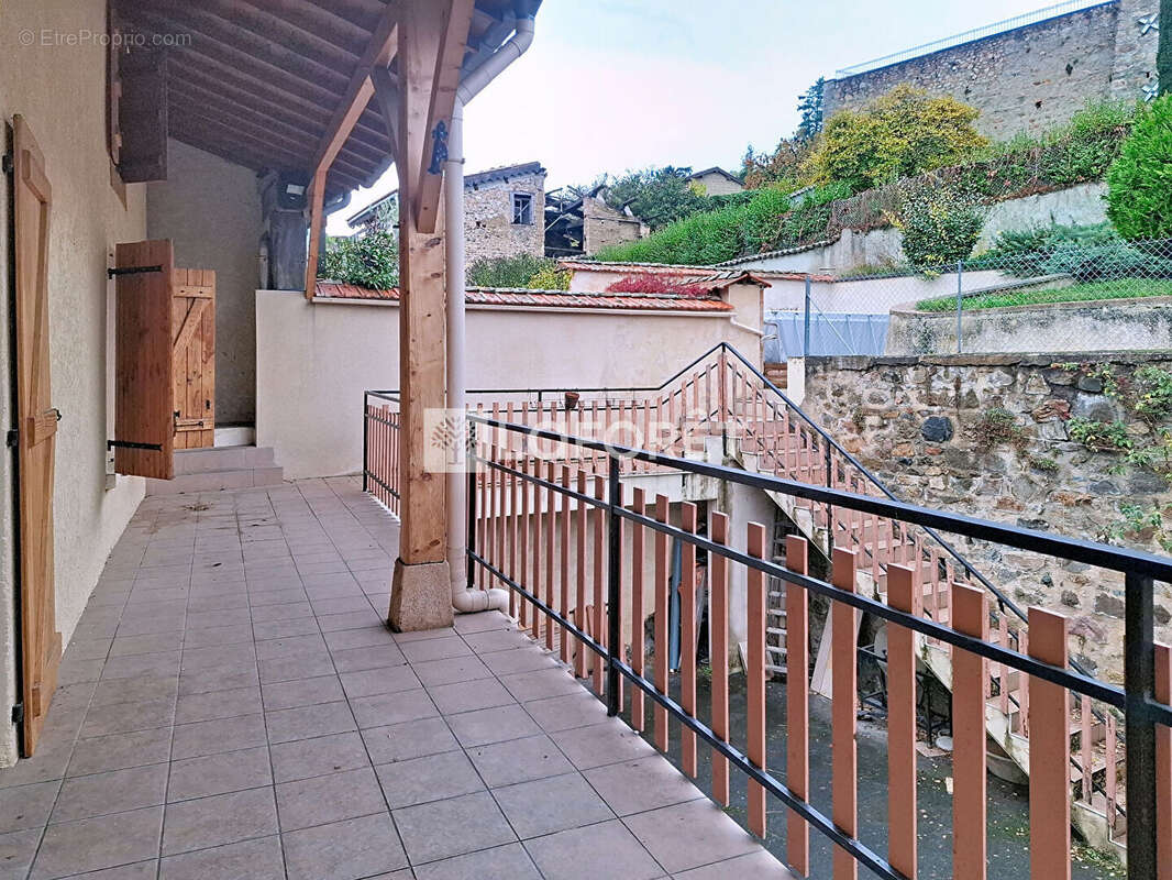 Appartement à BELLEVILLE