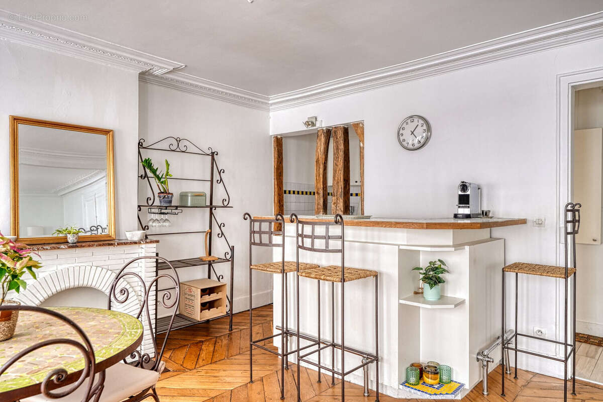 Appartement à PARIS-9E