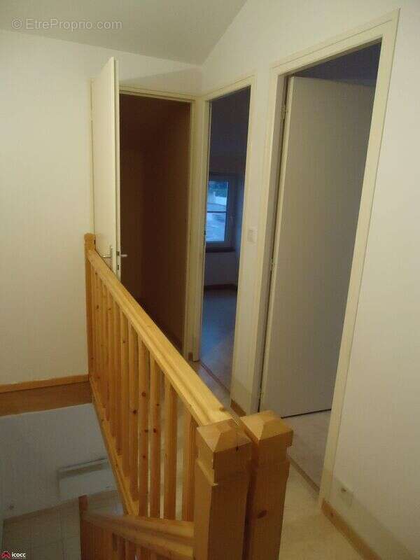 Maison 156 m² à Sainte-Gemme-La-Plaine  - photo 6
