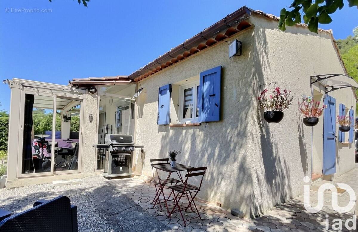 Photo 1 - Maison à SAINT-MARTIN-DE-BROMES