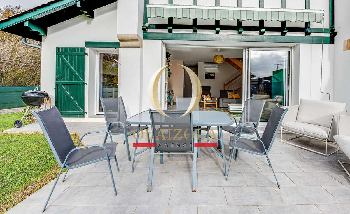 Maison à SAINT-PEE-SUR-NIVELLE