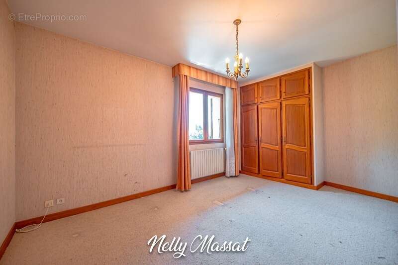 Maison à vendre 6 pièces BARBY (73) - Maison familiale avec jardin et fort potentiel d'aménagement - photo 6