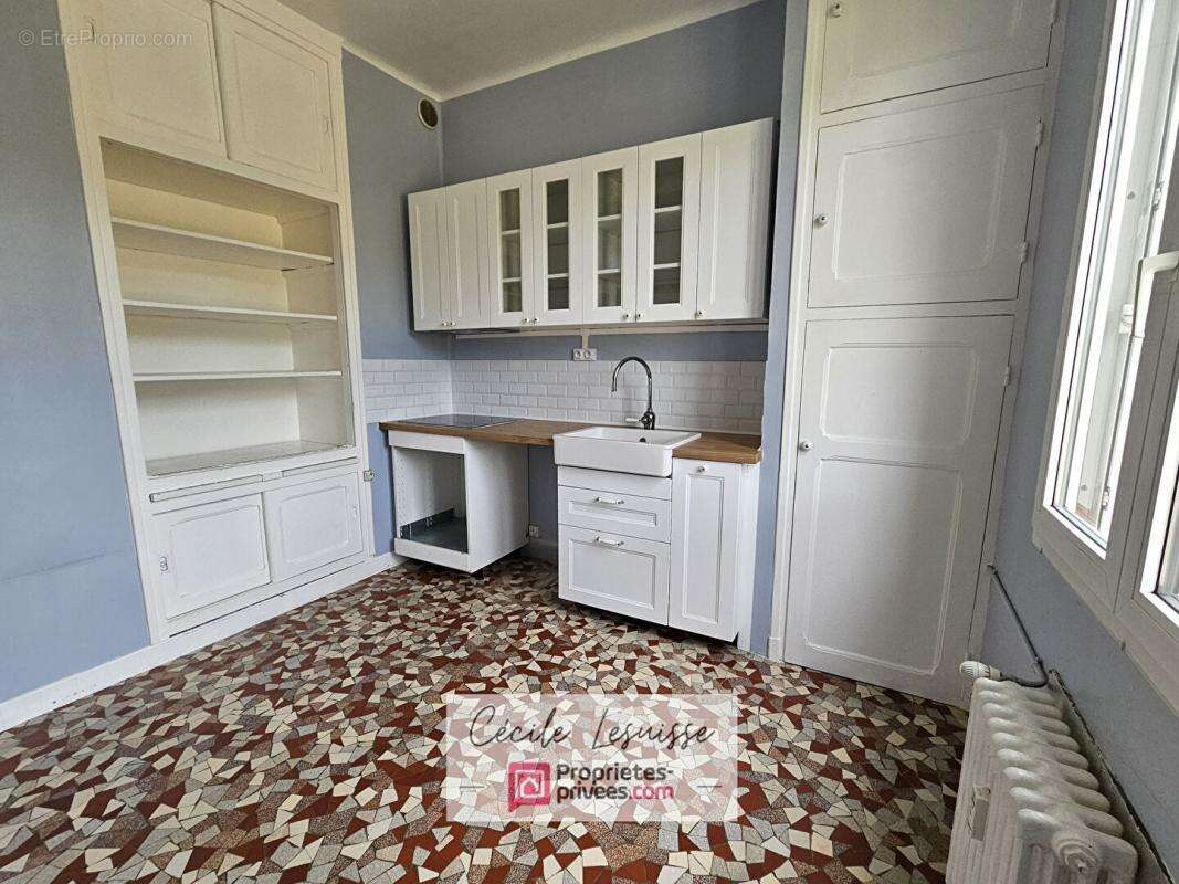 Appartement à NOTRE-DAME-DE-GRAVENCHON