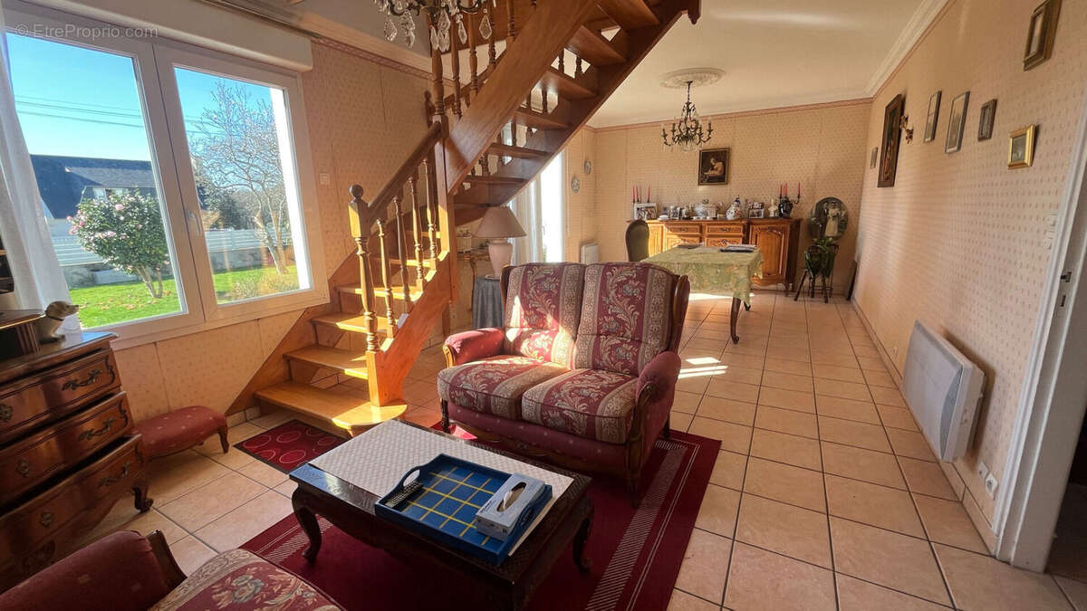 Maison à ERGUE-GABERIC