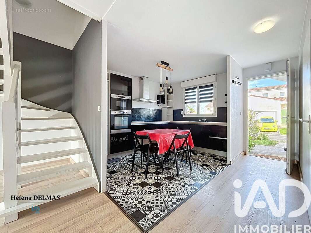 Photo 3 - Maison à LE PASSAGE