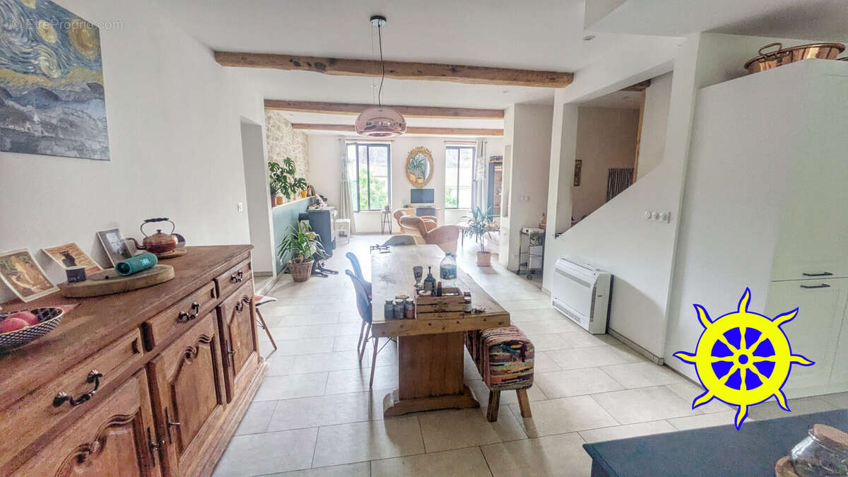 Maison à VILLESEQUE-DES-CORBIERES