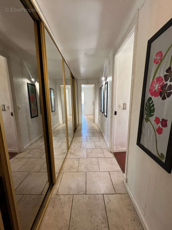 Maison à TOURRETTES-SUR-LOUP