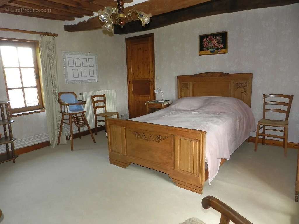 Maison à SAINT-PIERRE-SUR-DIVES