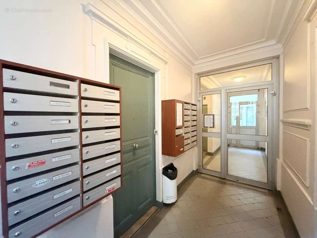 Appartement à PARIS-18E