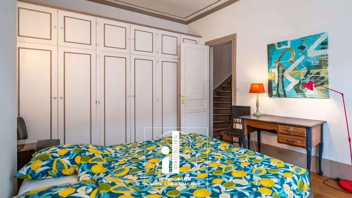 Maison à FONTAINEBLEAU