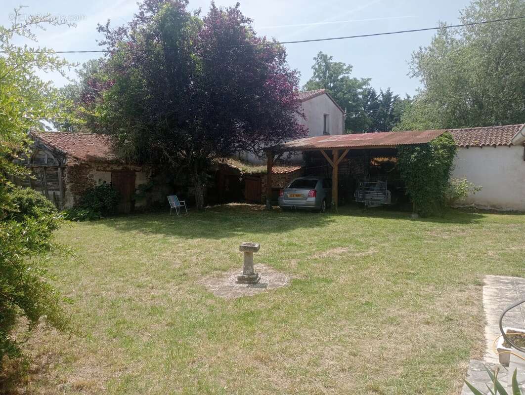 Maison secondaire avec fort potentiel - photo 2
