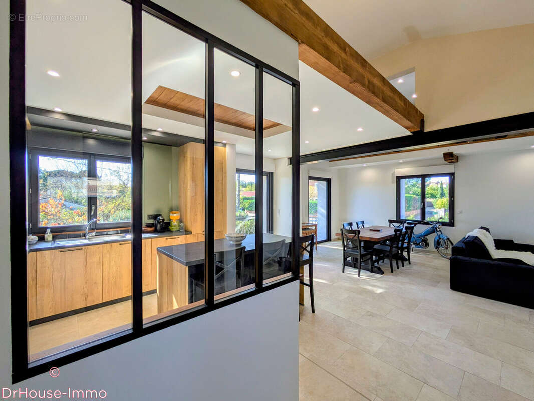 Maison à RIBAUTE-LES-TAVERNES