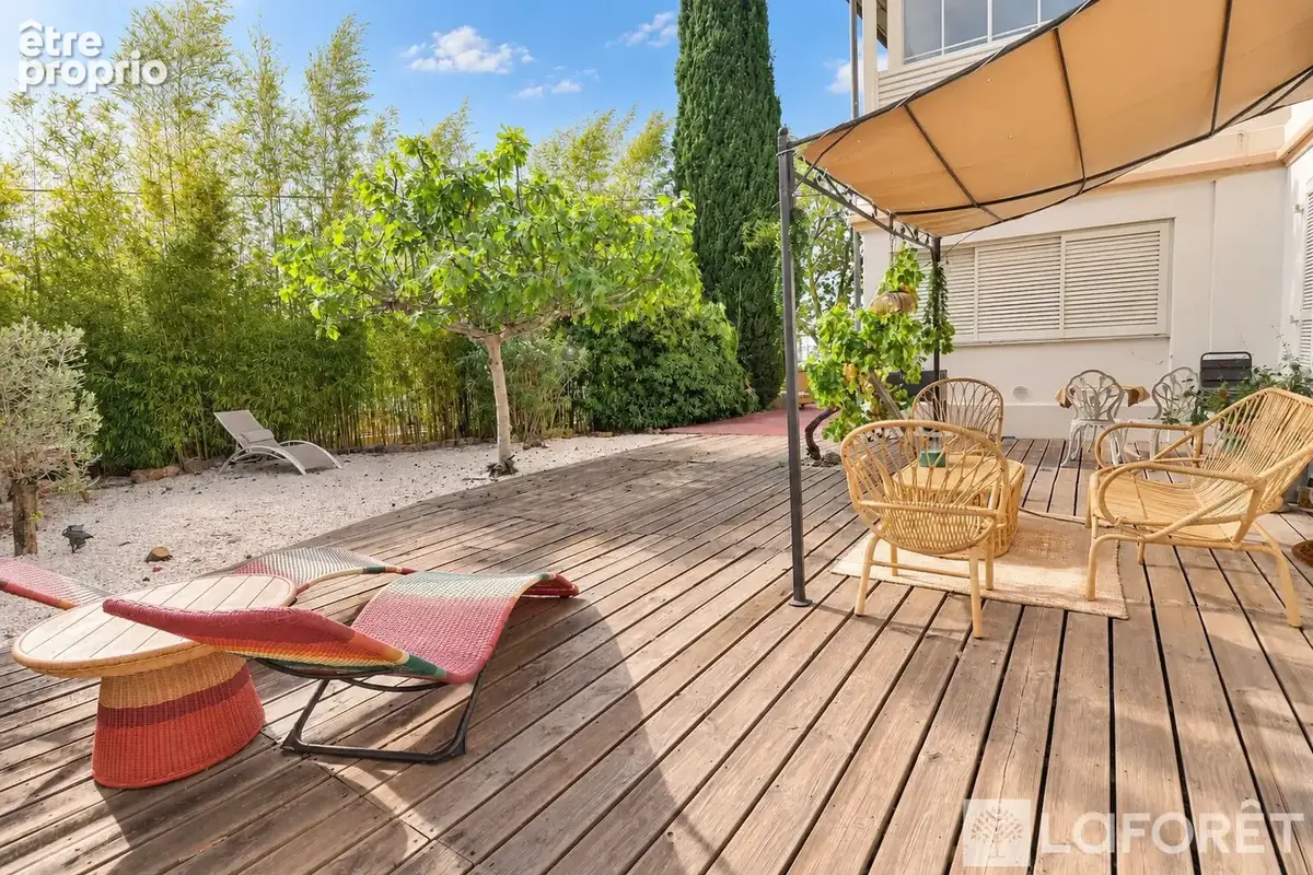 Appartement  de caractère et d'exception avec vue mer et jardin privatif - photo 2
