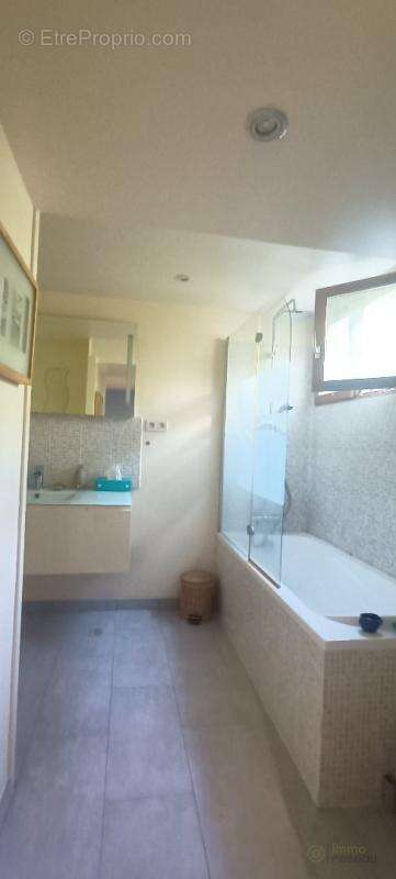 Maison 109 m² à Linas  - photo 13