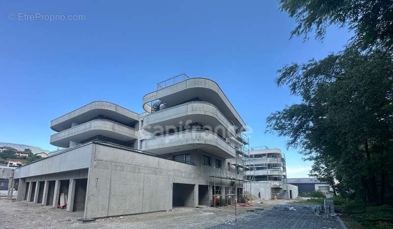 Appartement à VIVIERS-DU-LAC