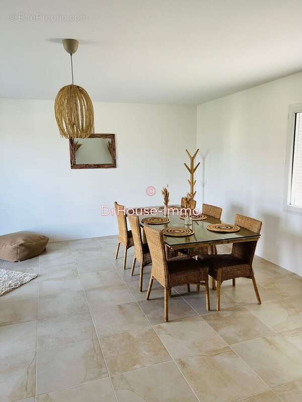 Maison à SAINT-LAURENT-DES-VIGNES