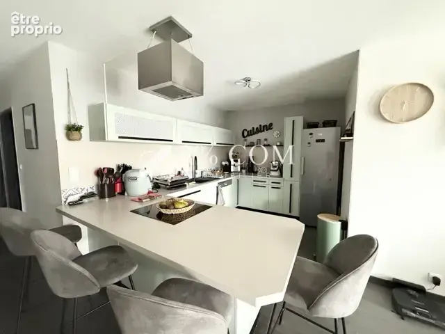 Appartement T4 106 m2 ELOYES - photo 4