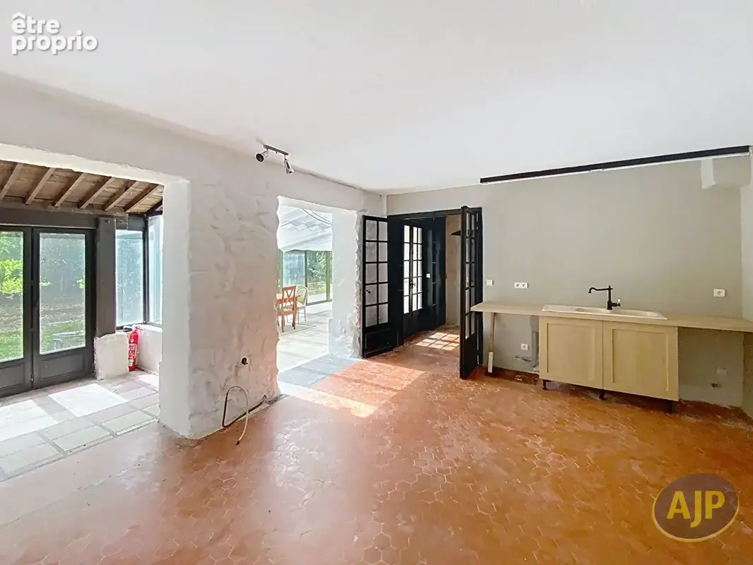 Ensemble immobilier de caractère au coeur d'un port de pêche typique du Médoc! - photo 14