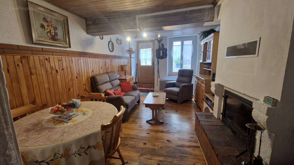 Maison à BELFORT-SUR-REBENTY