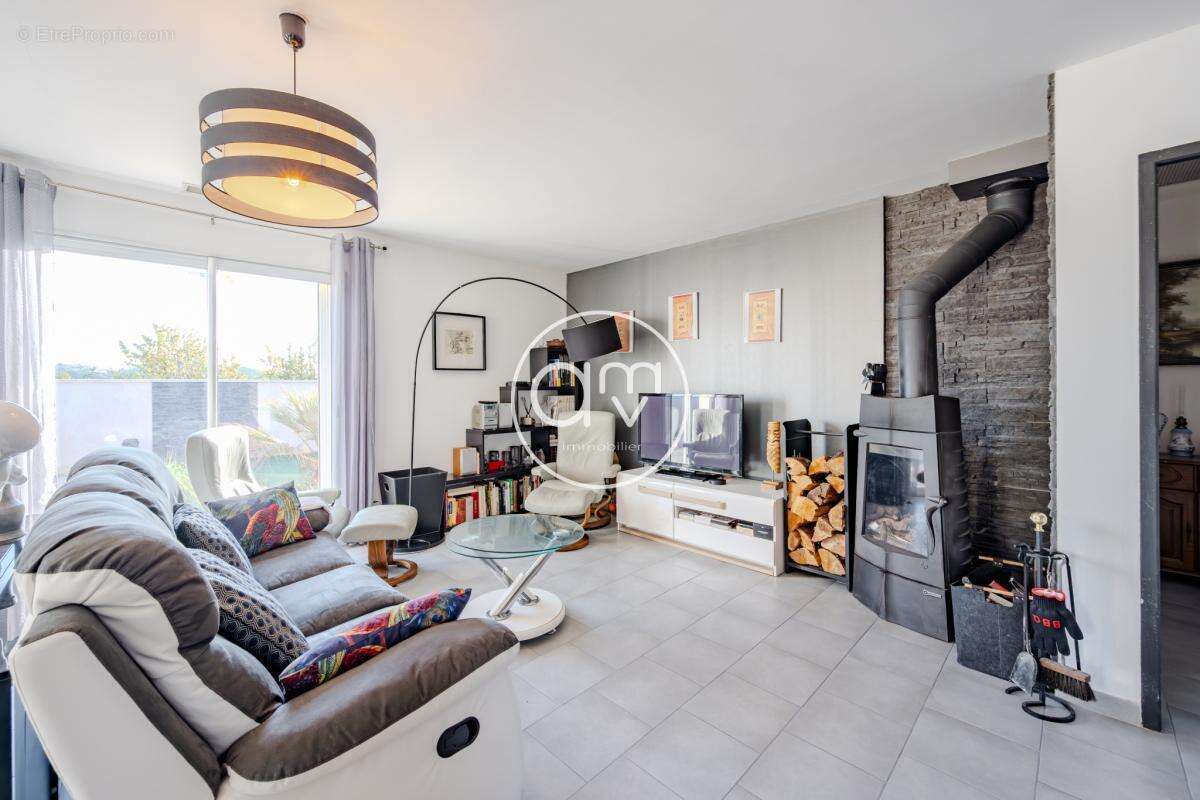 PIERREFEU DU VAR -  Quartier de Beauvais - Coup de coeur   Ma - photo 2