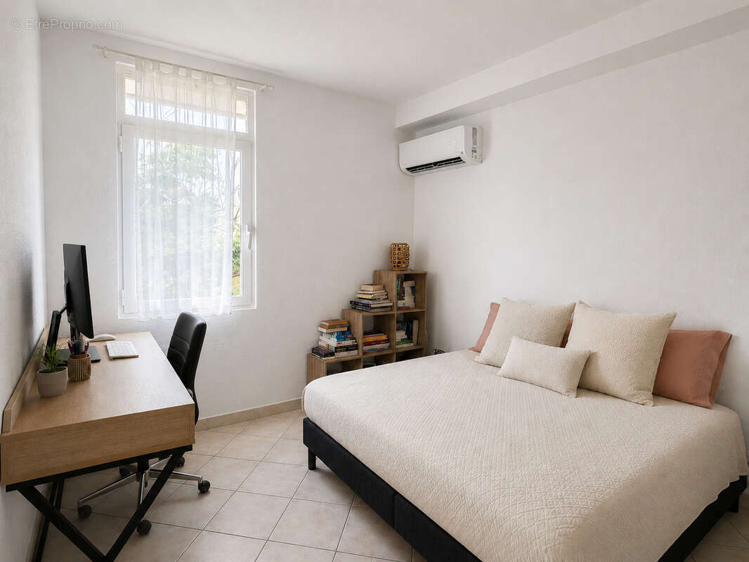 EXCLUSIVITÉ   Coup de coeur à Moudong ! T3 rénové en rez-de-chaussée dans résidence sécurisée avec piscine à B - photo 5