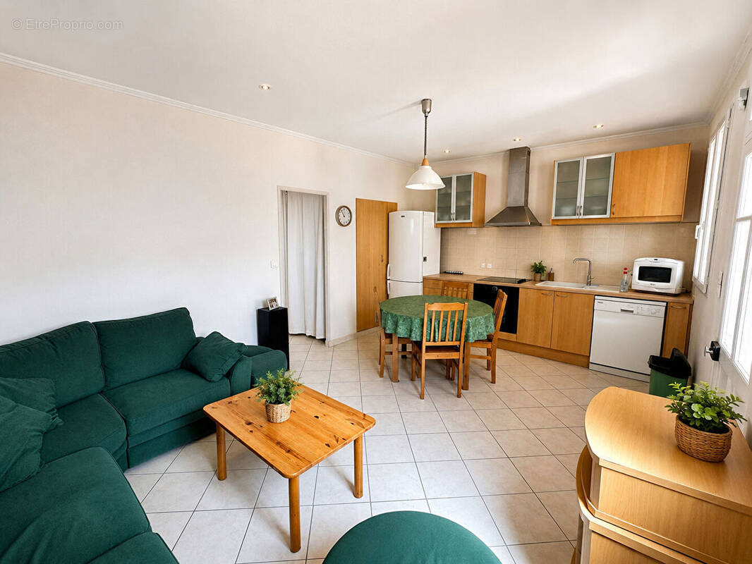 Appartement à MARSEILLE-10E
