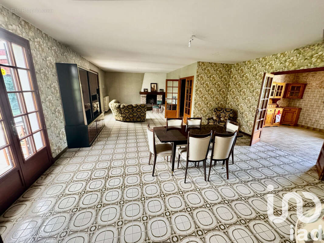 Photo 3 - Maison à MAROLLES-SUR-SEINE