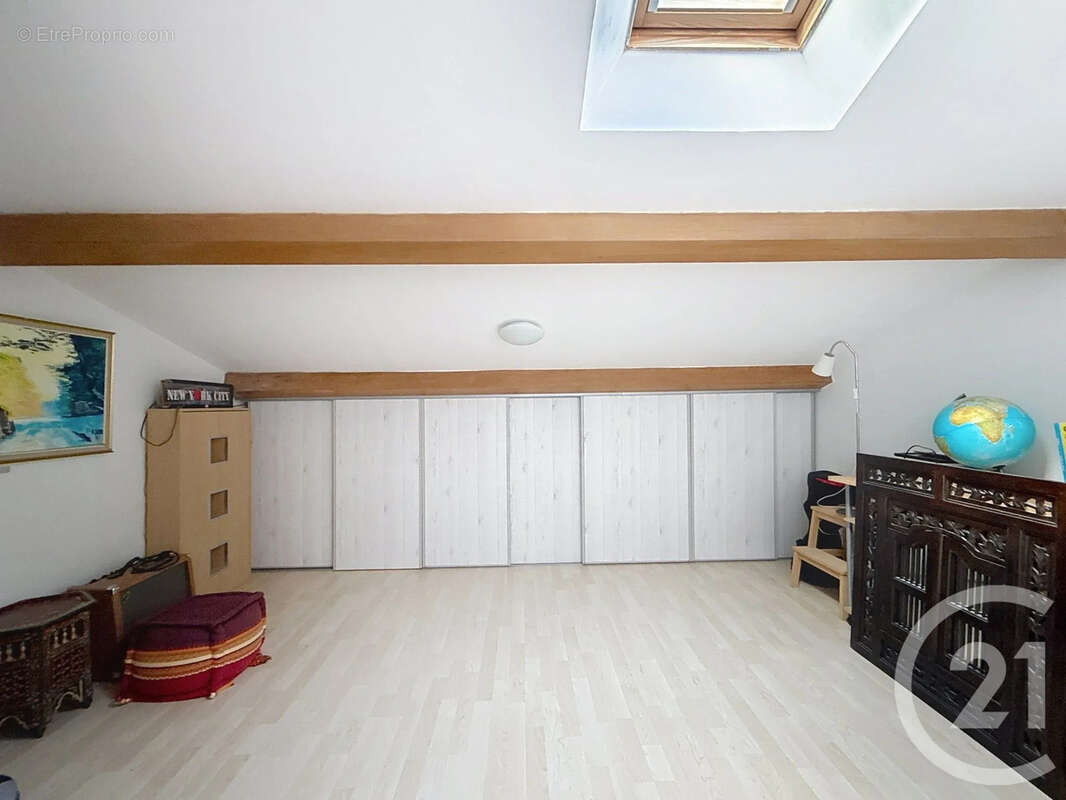 Maison à VILLEVEYRAC