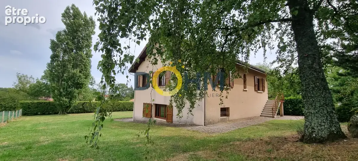 Maison à LURIECQ